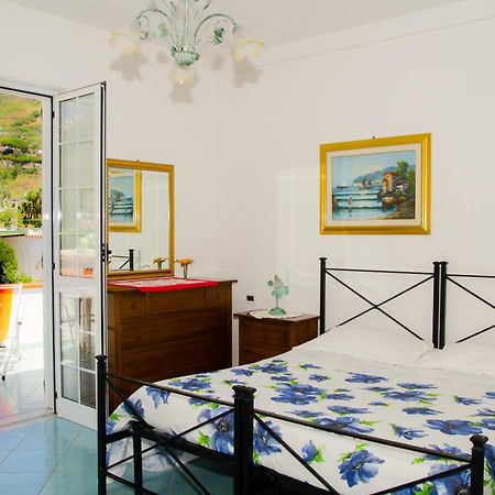 Hotel Villa Bernardina Forio di Ischia Екстериор снимка